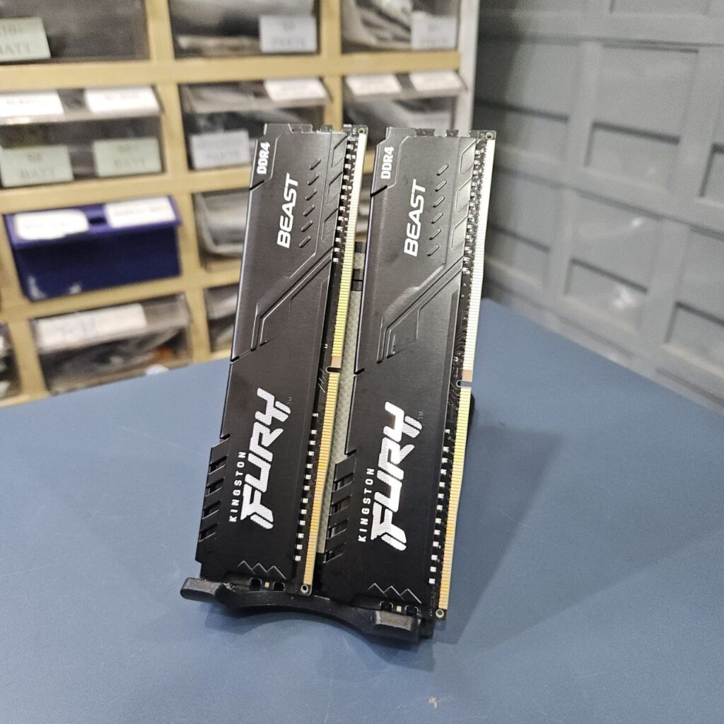 [USED] Kingston FURY Beast DDR4 Memory 2 x 8GB