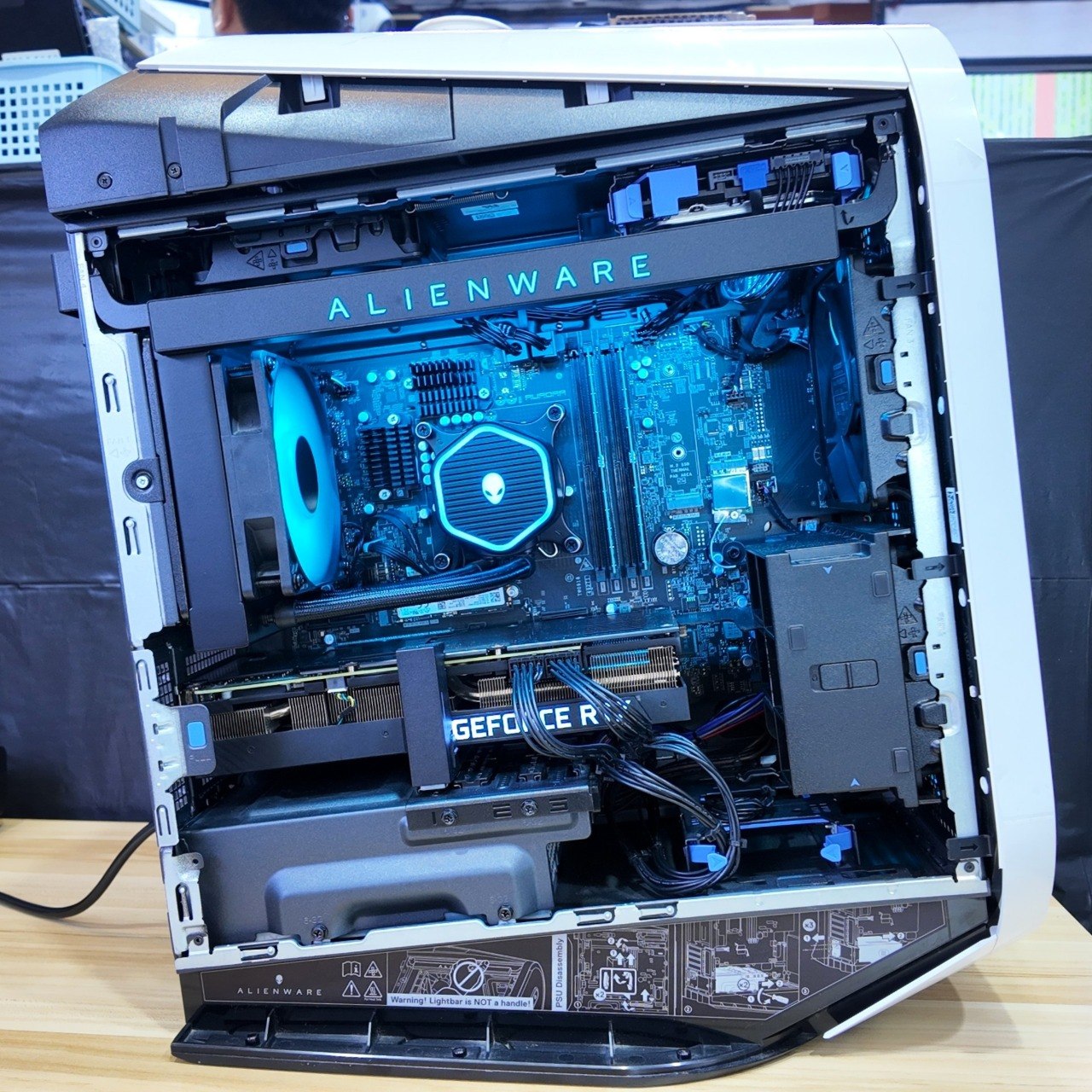 Alienware Aurora R13 Gaming PC | Intel i9