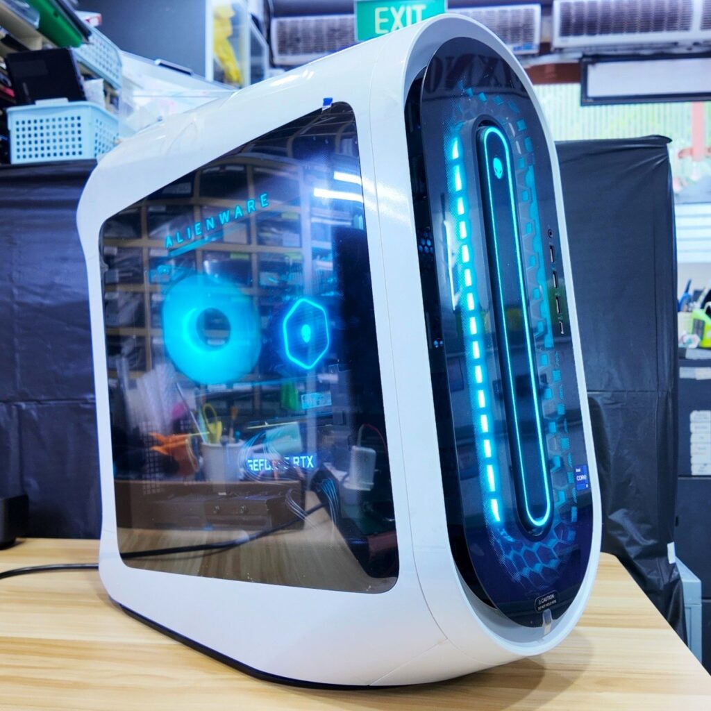 Alienware Aurora R13 Gaming PC | Intel i9