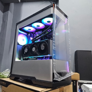 Phanteks Evolv S2 Desktop Gaming PC | Ryzen 7 7800X + RX7800XT